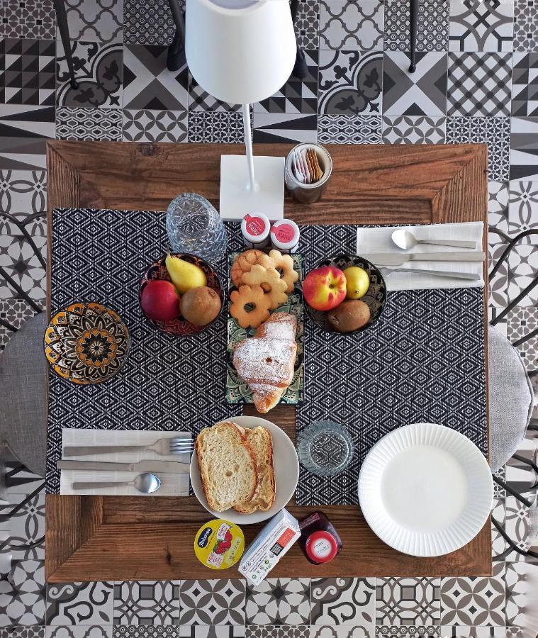 Casaunoe Boutique Hotel Olbia Bagian luar foto